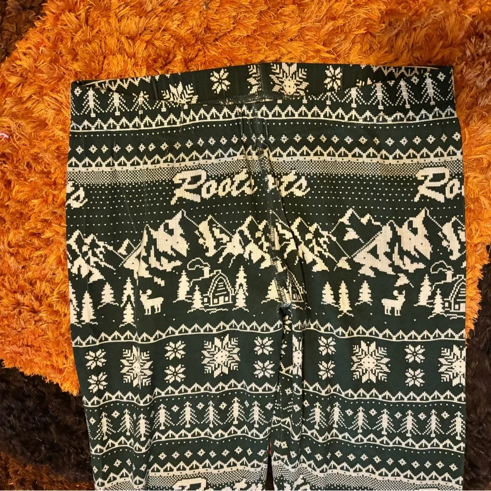 Roots, Like New, Comfy, Winter Themed, Pajama Pants